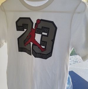 Kids jordan shirt